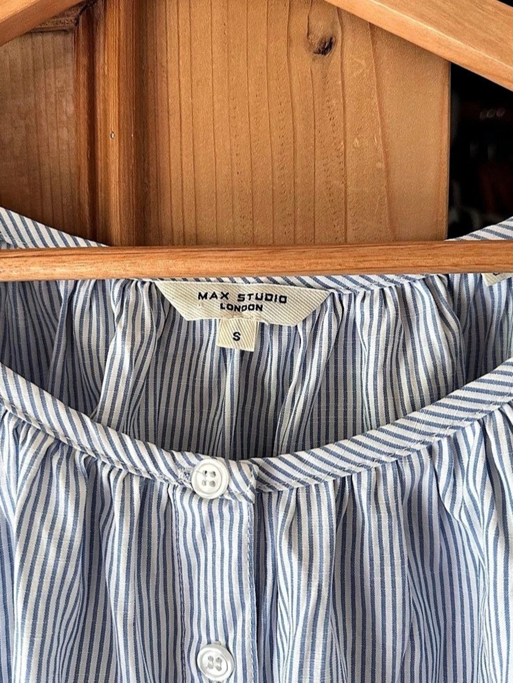 Max Studio striped blouse - Picture 3 of 4